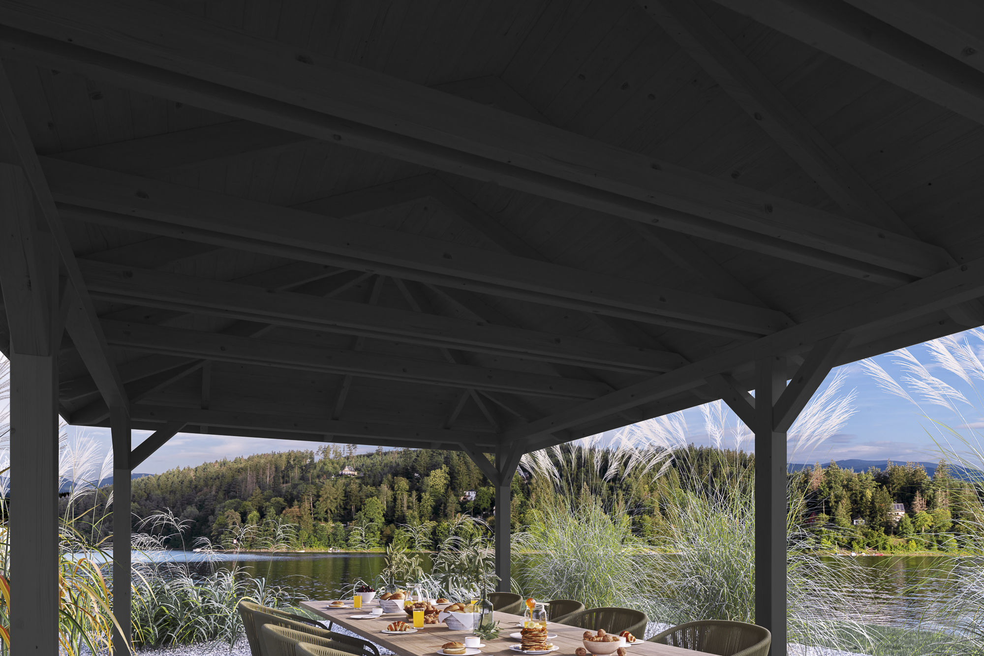 Detailbild: Innenansicht Pavillon Orleans 4, farblich behandelt in anthrazit