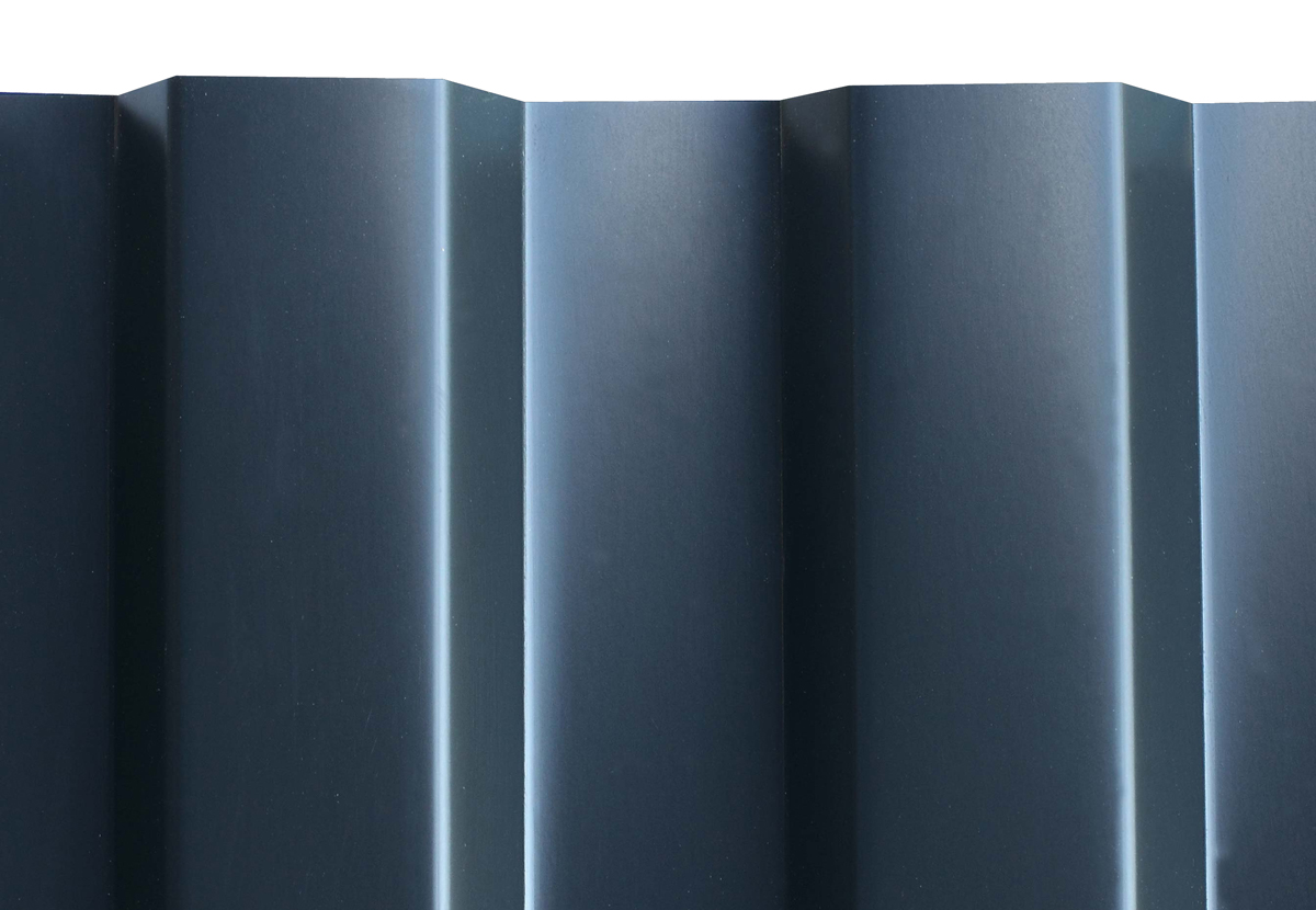 Detailbild: Aluminiumdachplatte anthrazit beschichtet (von oben)