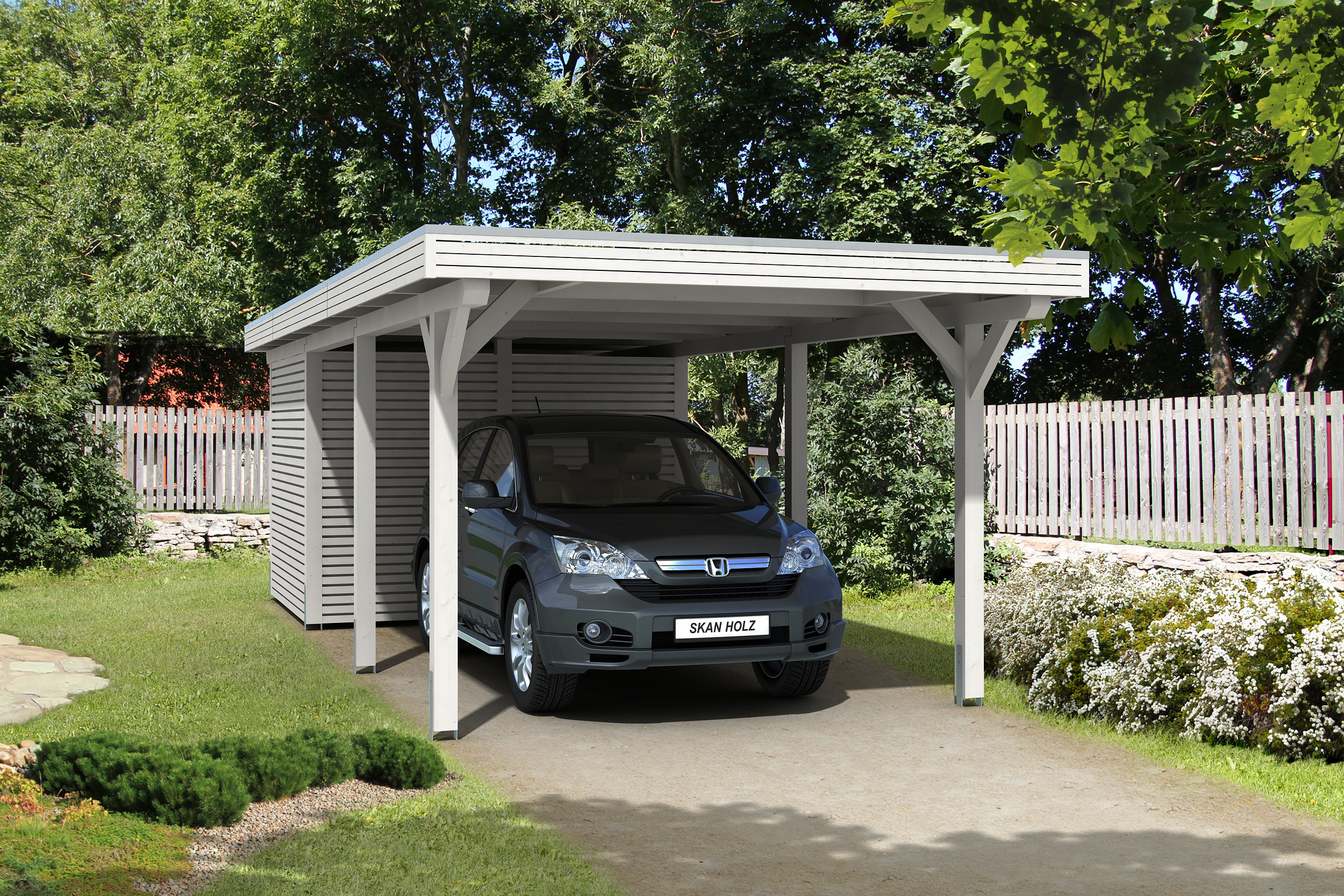 Ambientebild: Carport Spessart 355 x 846 cm mit Abstellraum, farblich behandelt in weiß