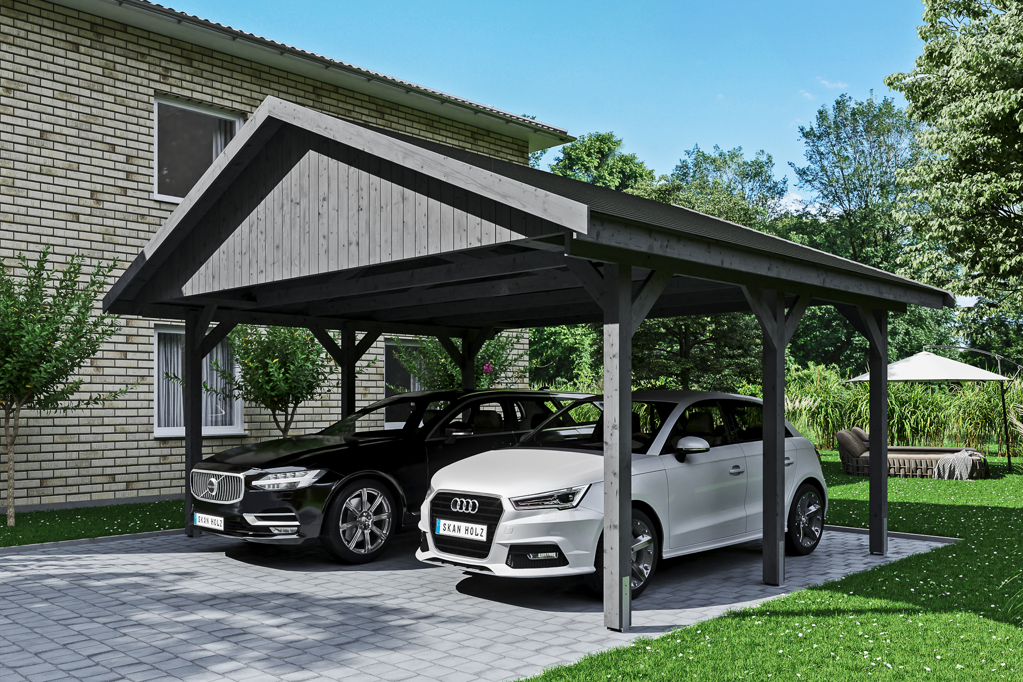 Ambientebild: Carport Wallgau 620 x 500 cm, mit schwarzen Dachschindeln, farblich behandelt in schiefergrau